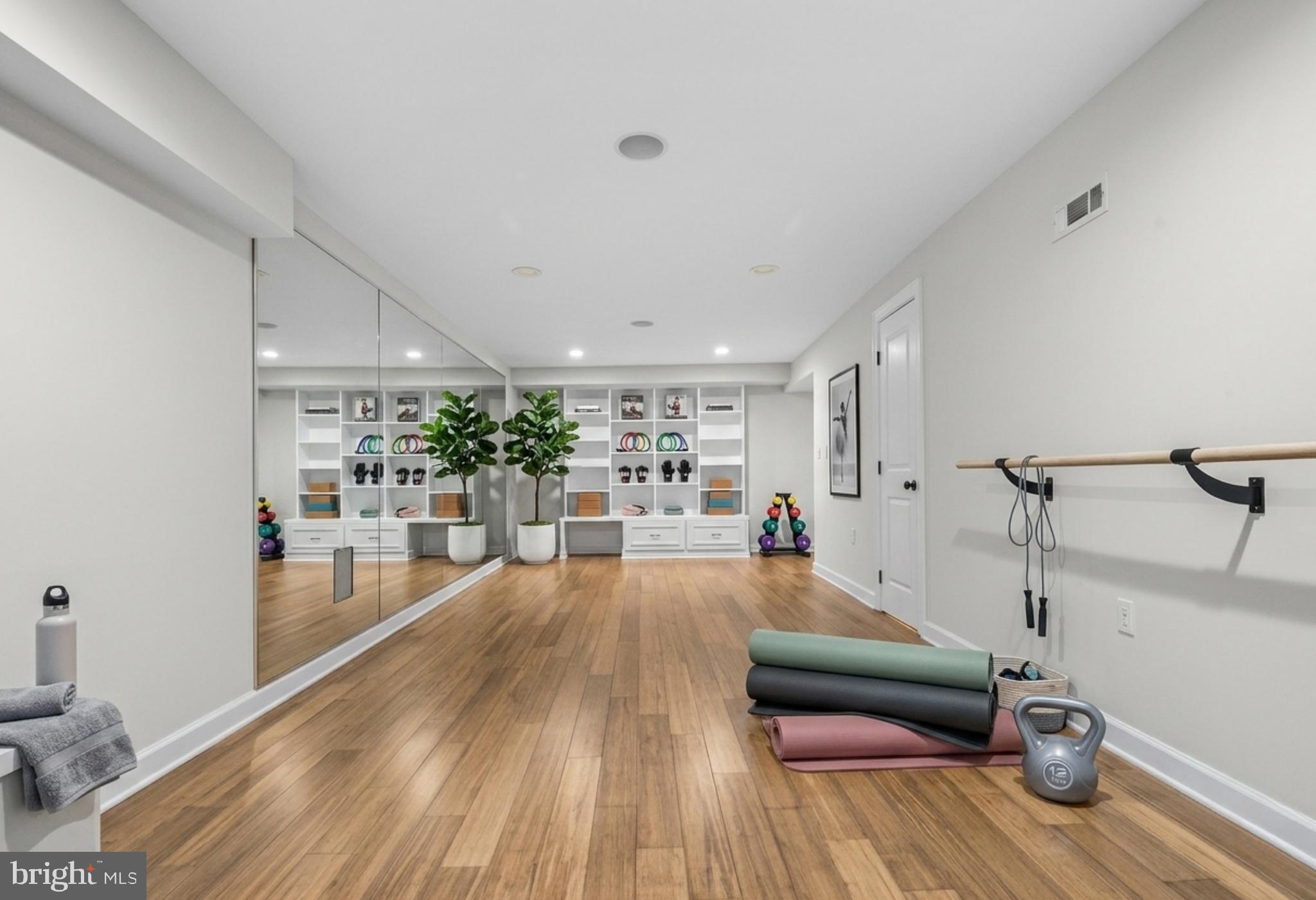 MARLBORO ESTATES - Residential