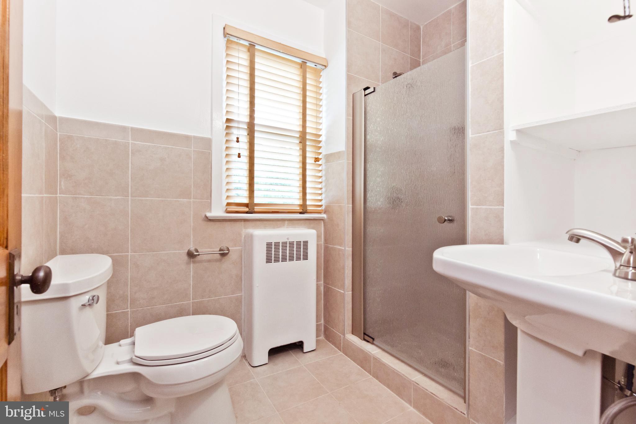 LEE HEIGHTS - Residential Lease