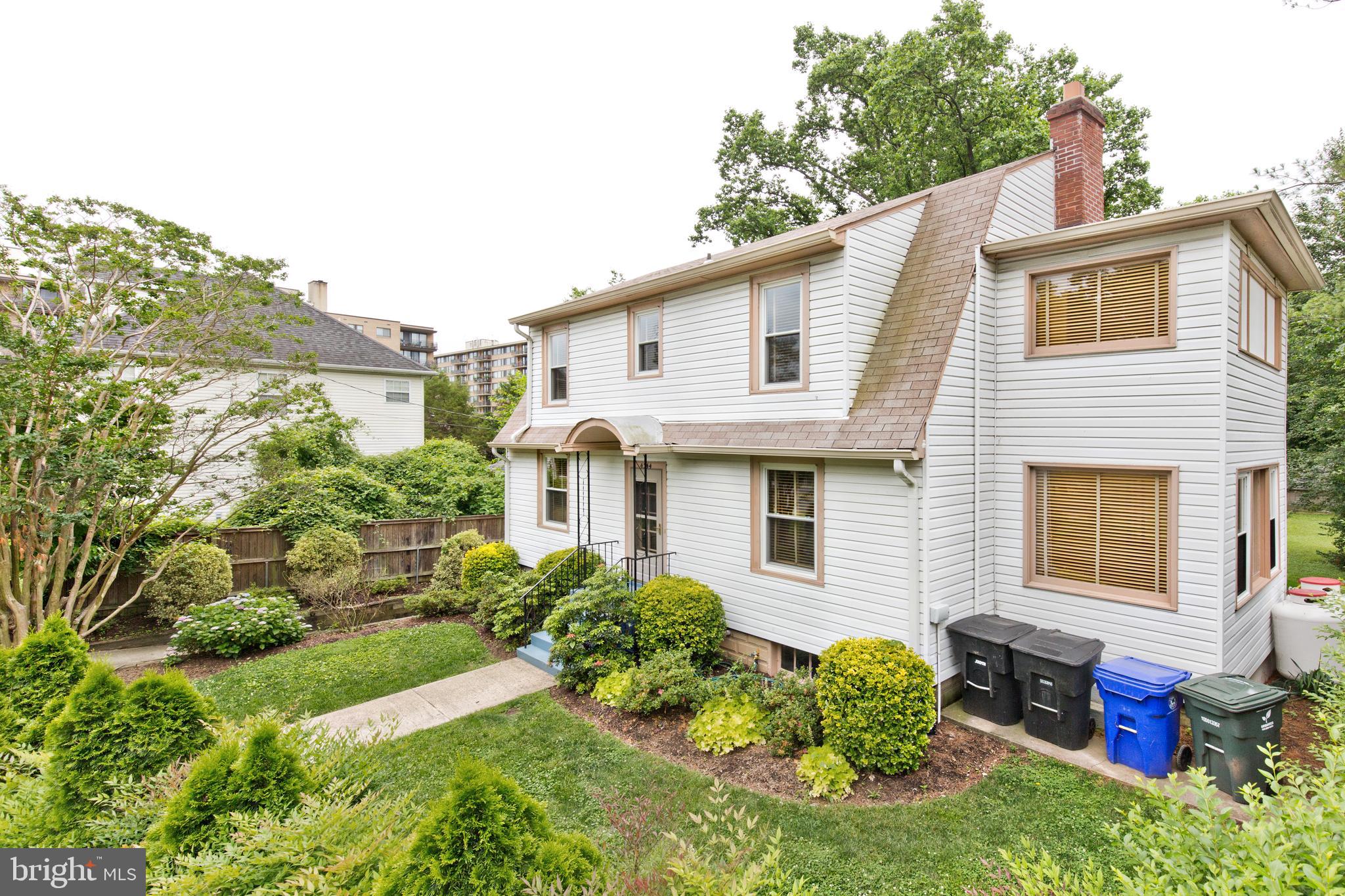 LEE HEIGHTS - Residential Lease