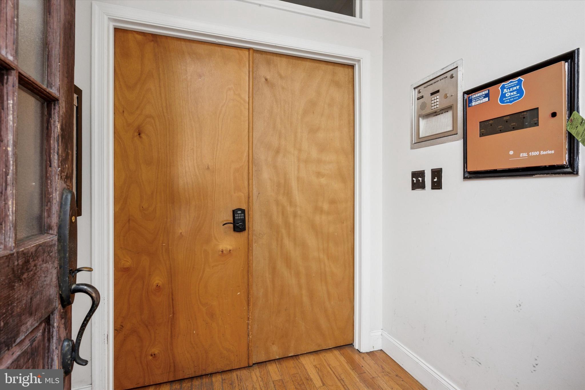 GRADUATE HOSPITAL - Residential