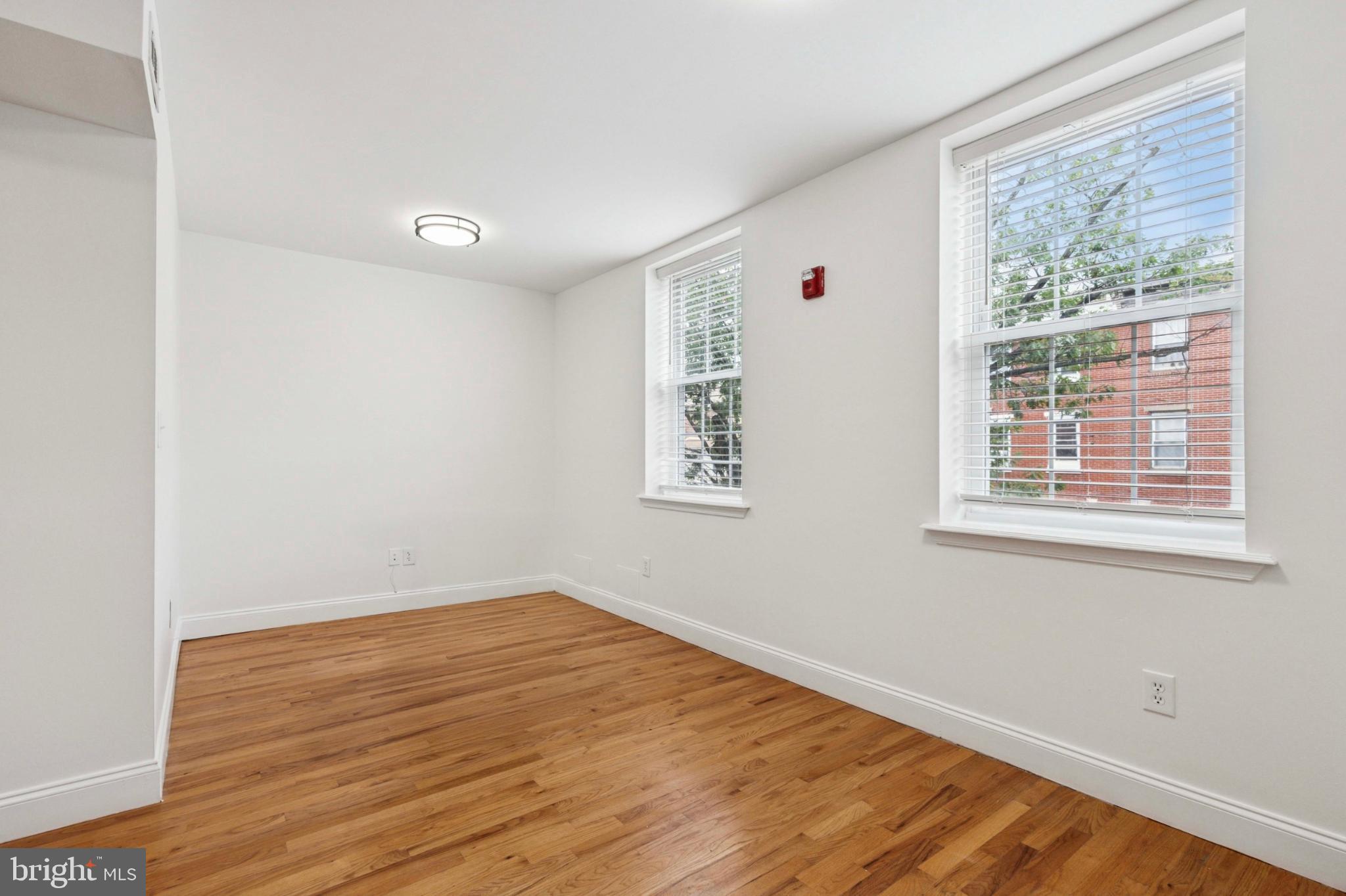 1538 CHRISTIAN STREET 2