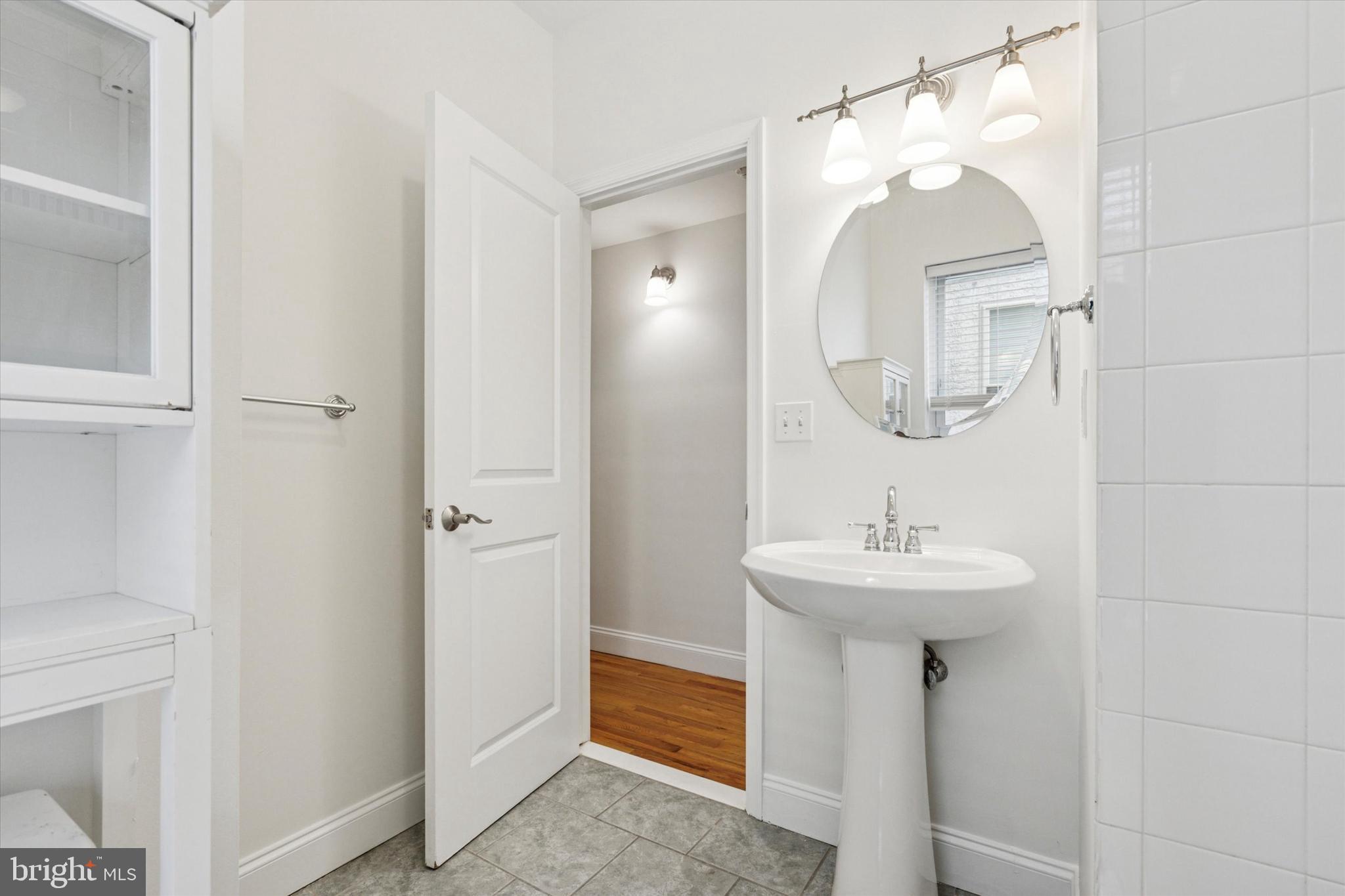 GRADUATE HOSPITAL - Residential