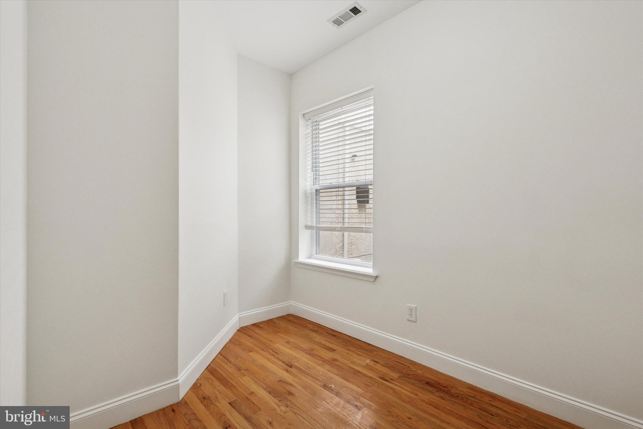 GRADUATE HOSPITAL - Residential