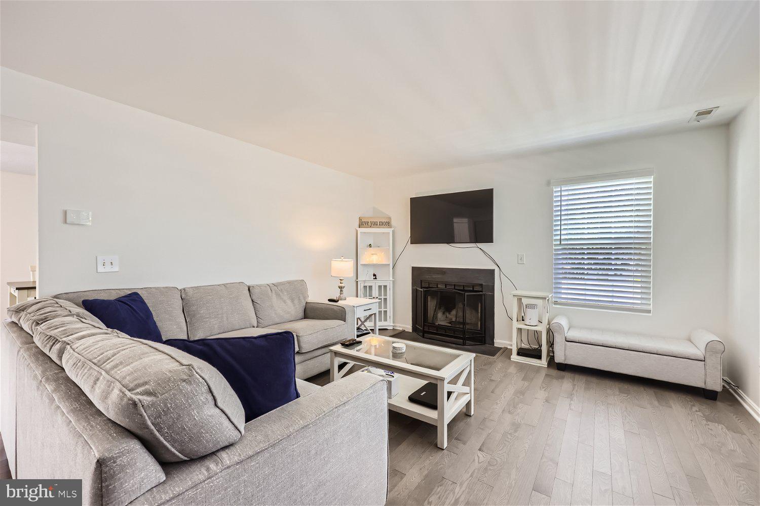 SELBY ON THE BAY - Residential