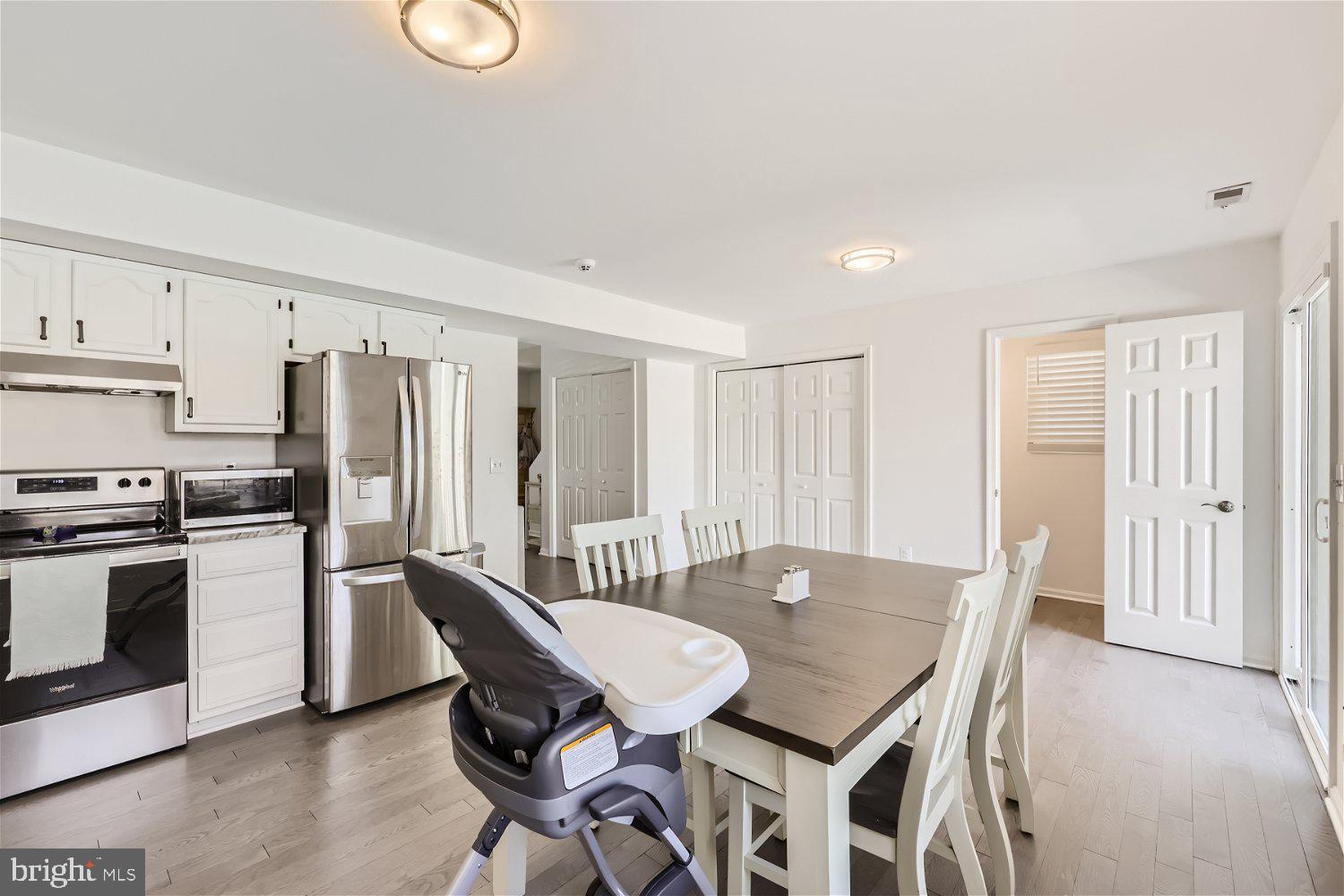 SELBY ON THE BAY - Residential