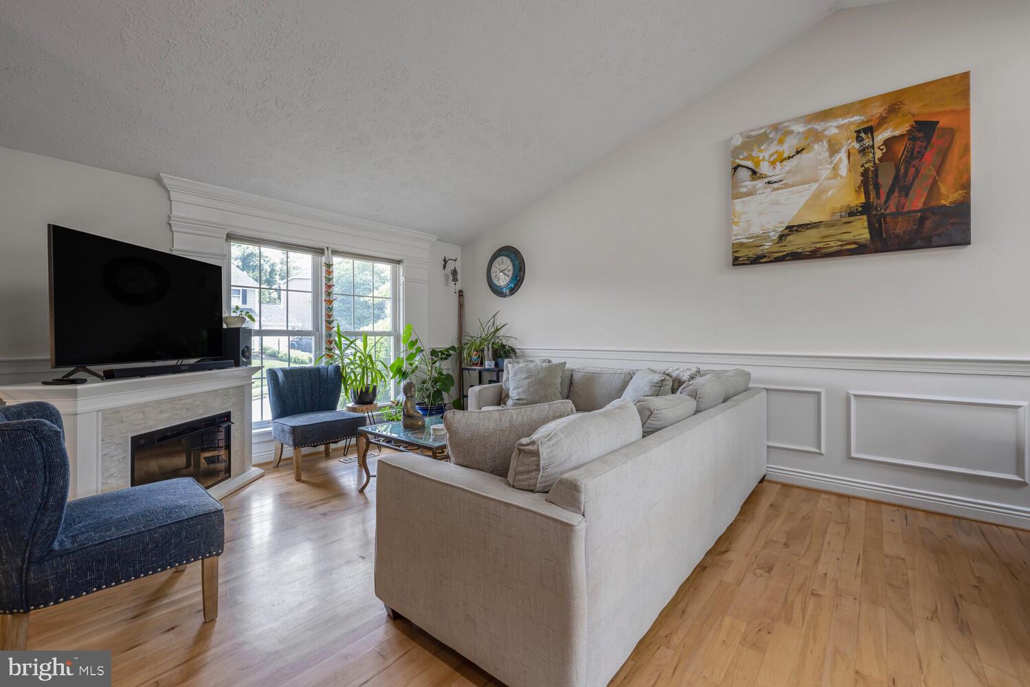 6402 DEVONSHIRE LANE