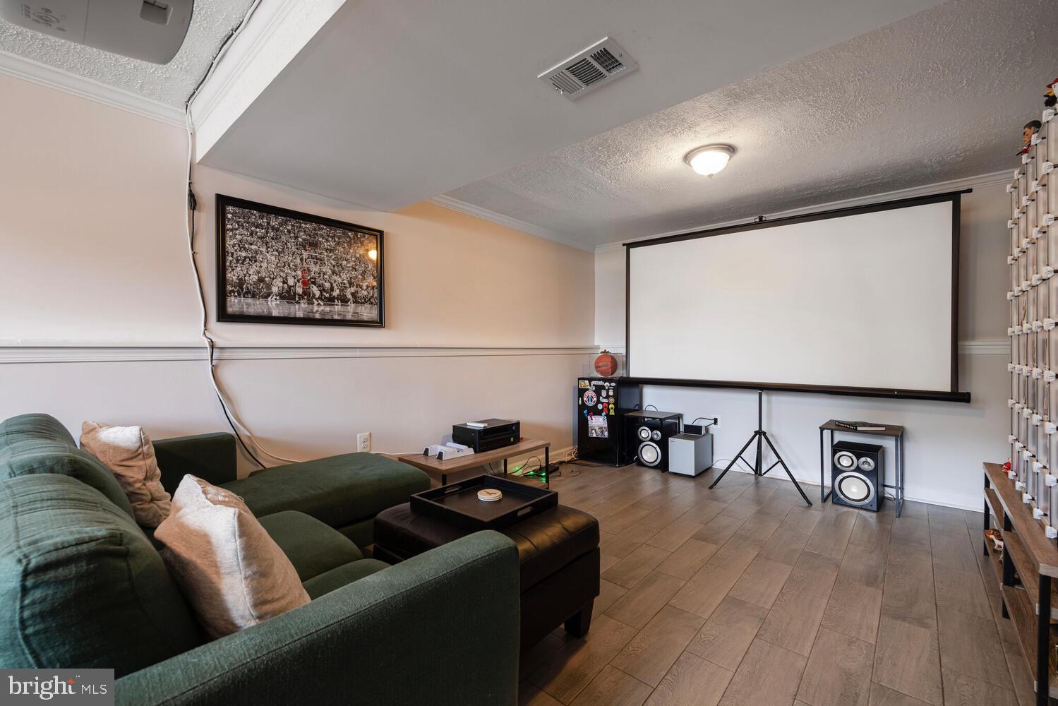 6402 DEVONSHIRE LANE