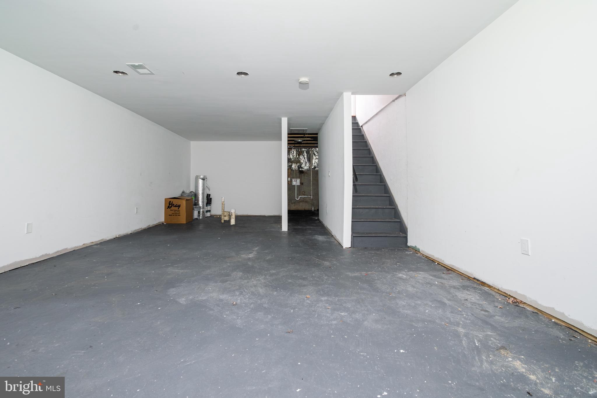 HERITAGE CROSSING - Residential