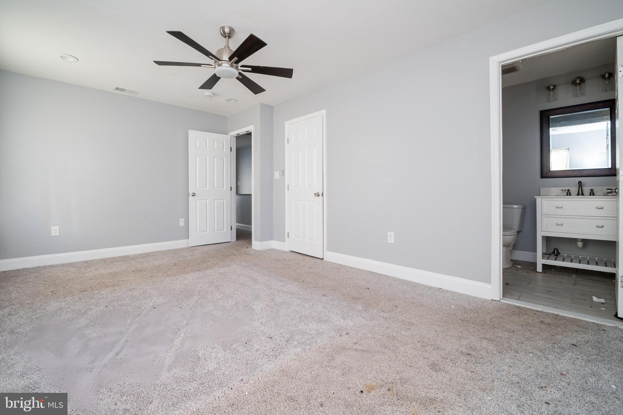 HERITAGE CROSSING - Residential