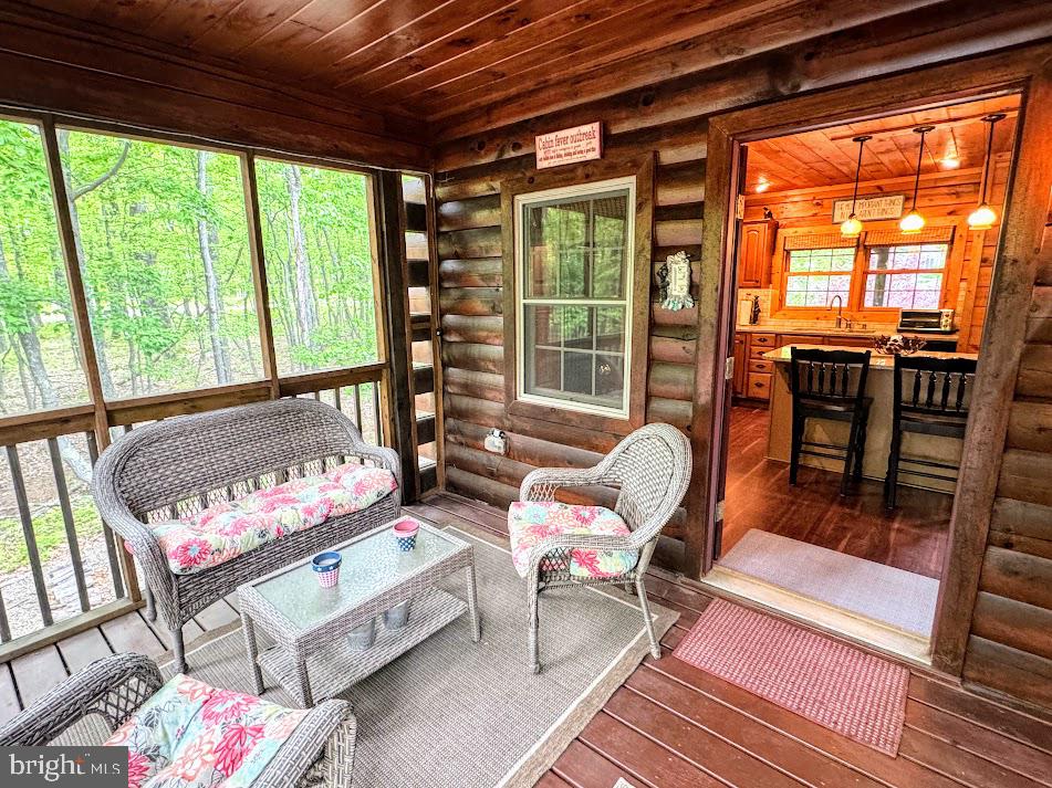 EAGLE ROCK RESORT - Residential