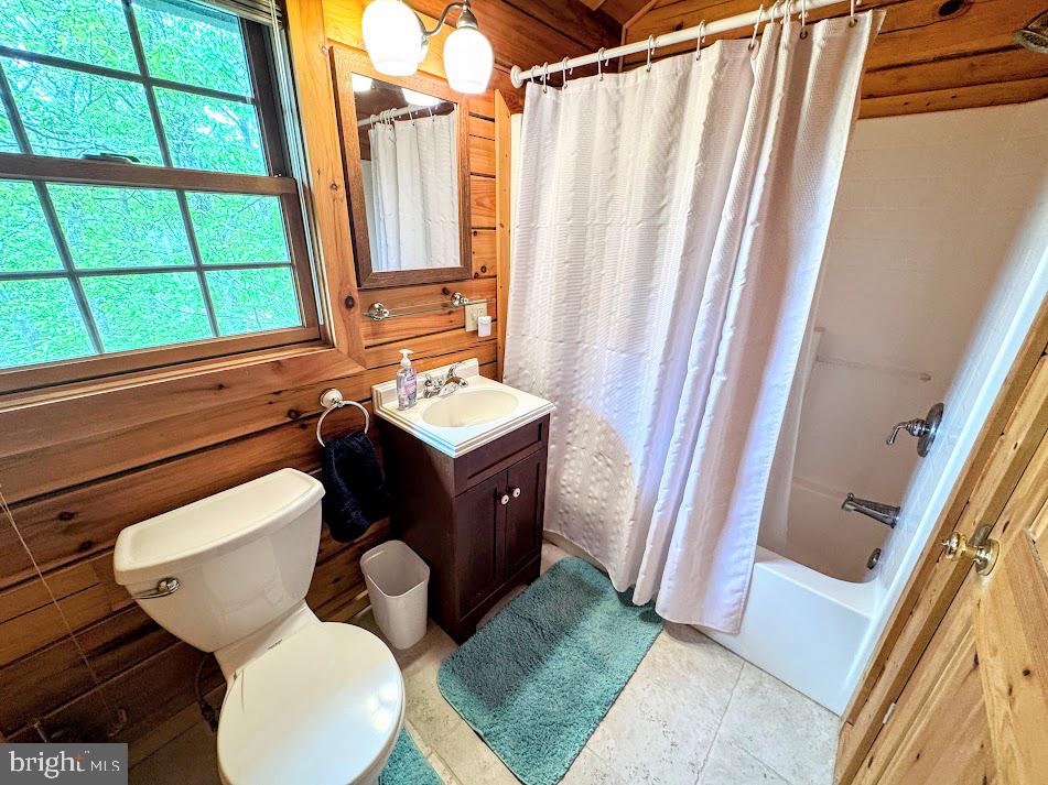 EAGLE ROCK RESORT - Residential