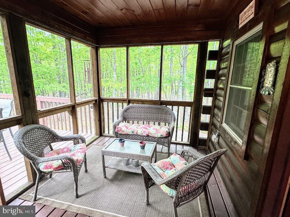 EAGLE ROCK RESORT - Residential