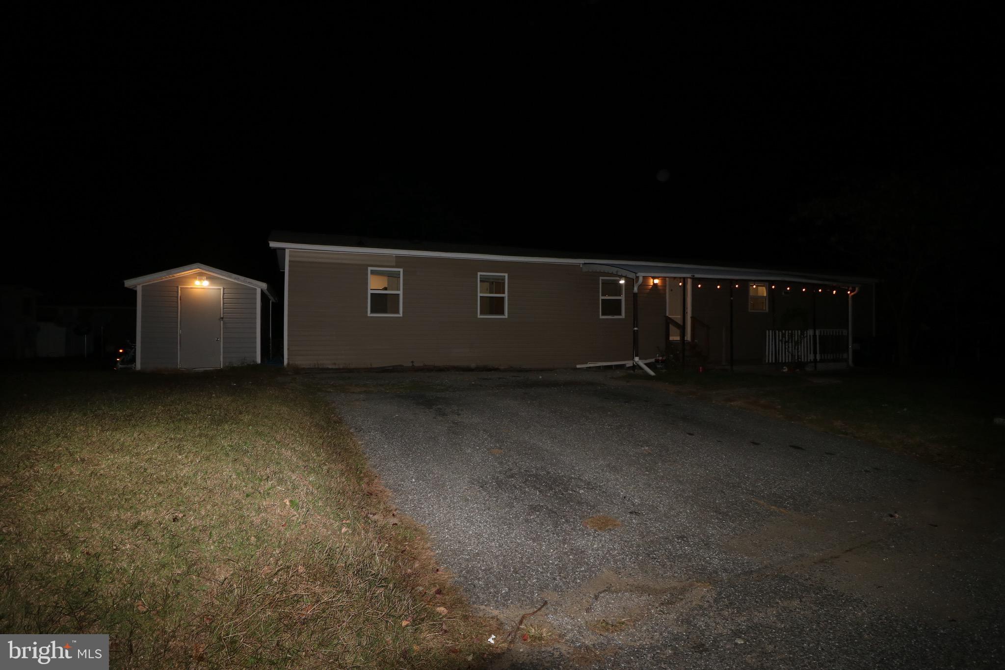 MIDDLE RIVER - Residential