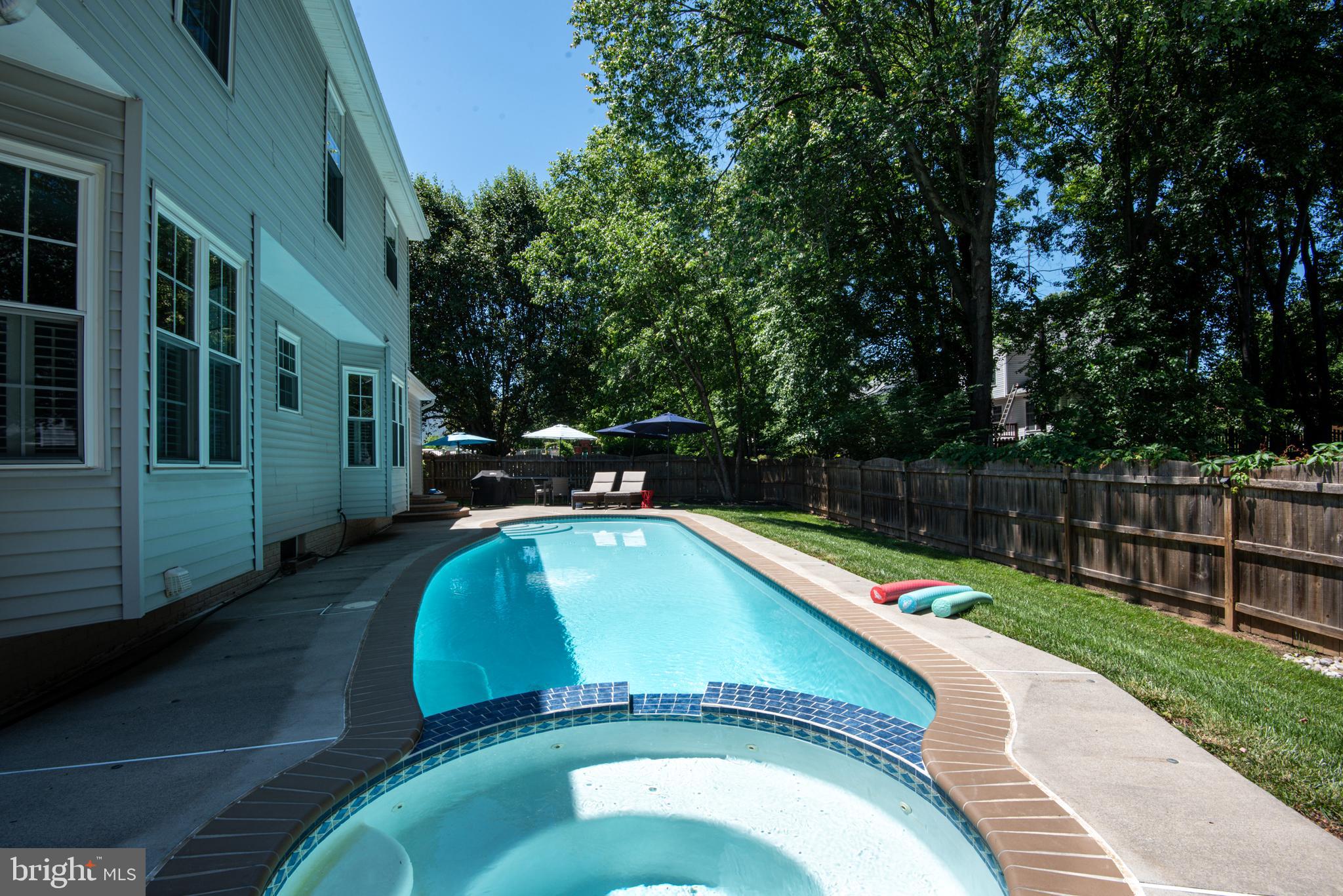 PAXTON - Residential