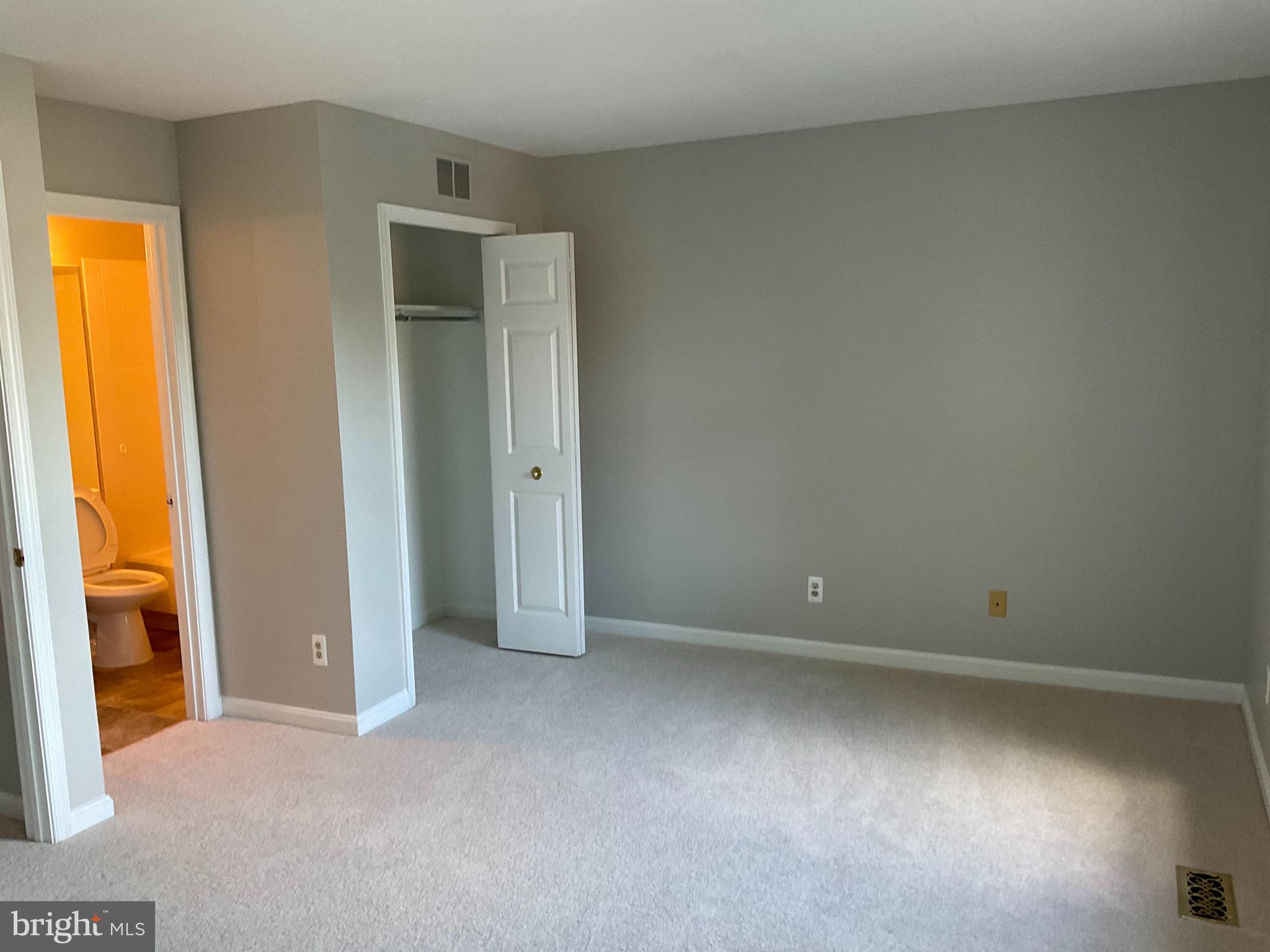 RIVER OAKS - Residential Lease