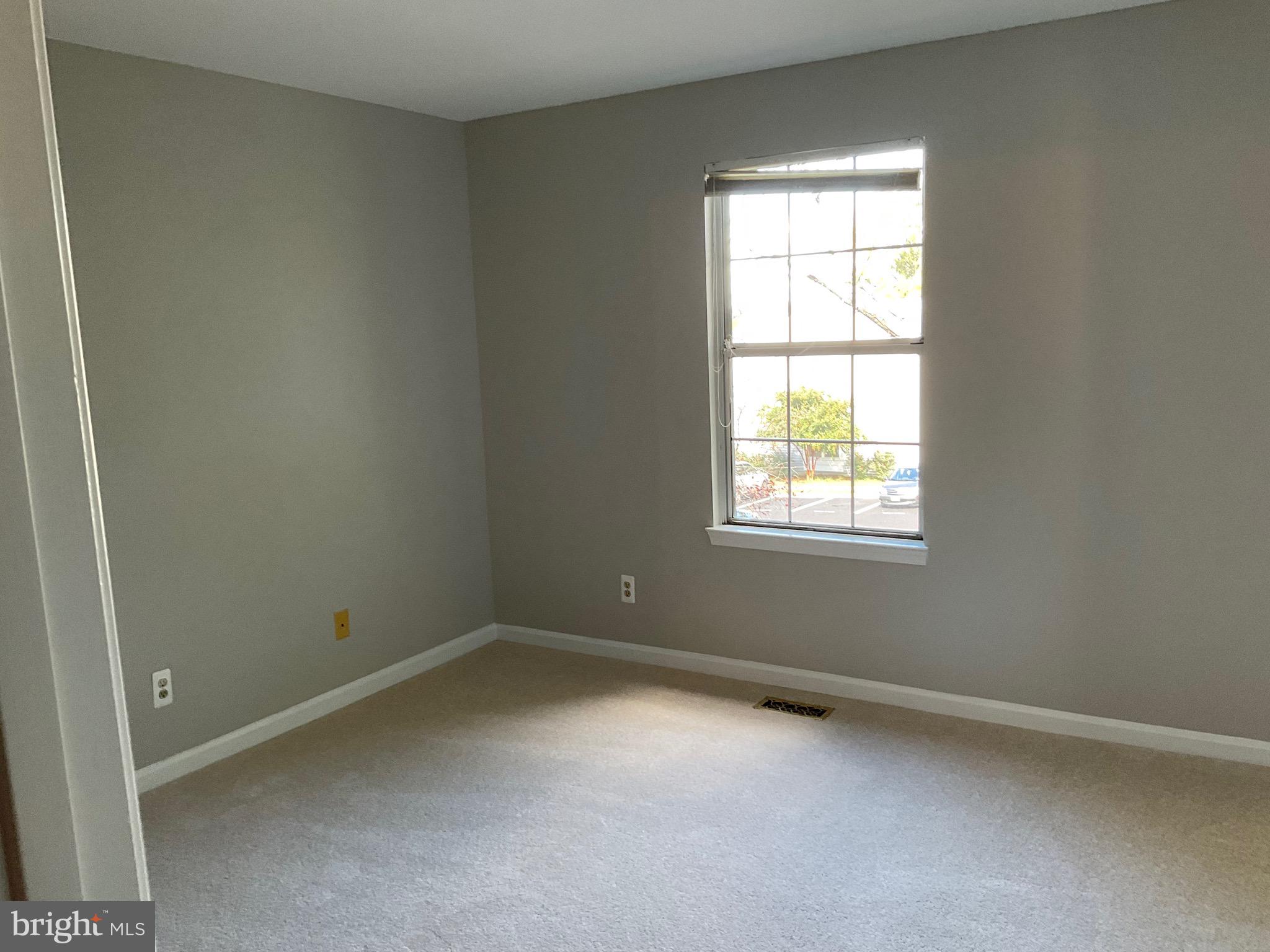 RIVER OAKS - Residential Lease