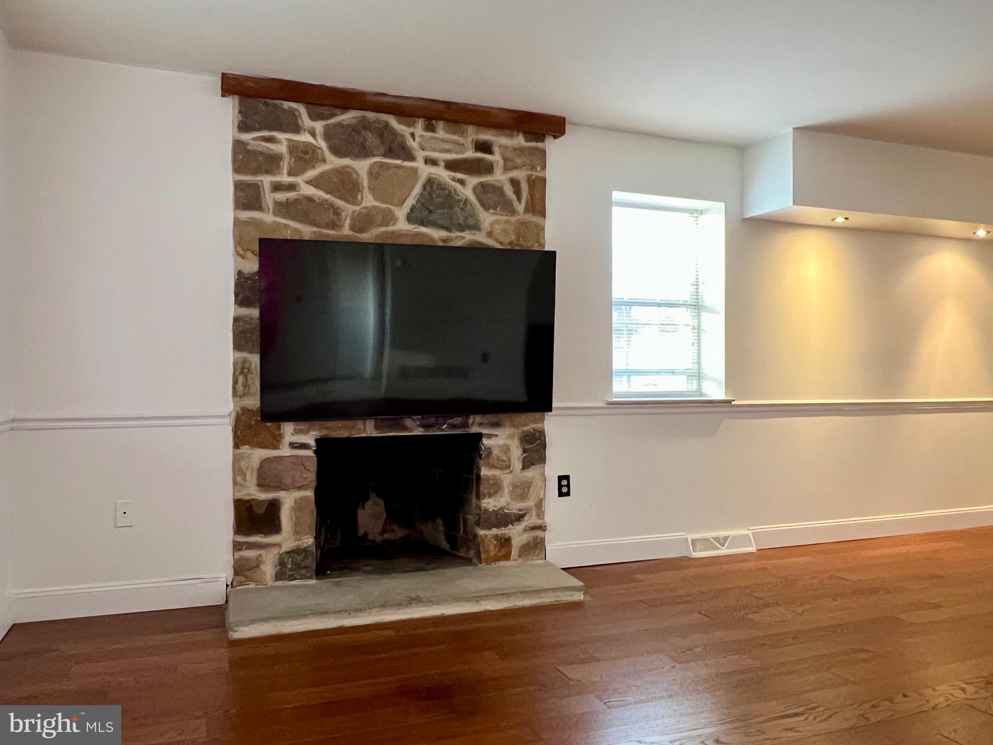 SADDLEBROOK ESTS - Residential