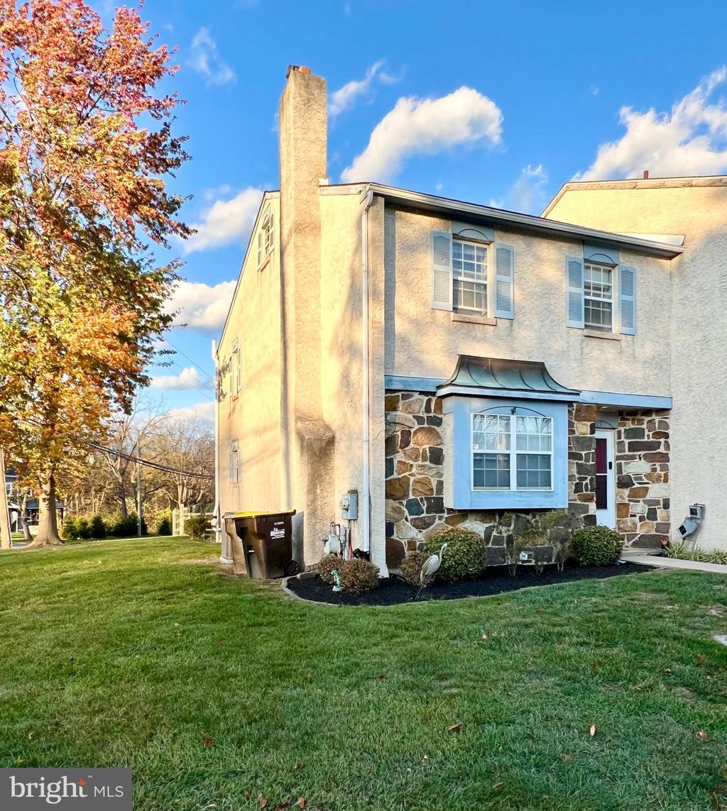 Photo of 2515 Fieldcrest Ave, NORRISTOWN, PA 19403 (MLS # PAMC2160304)