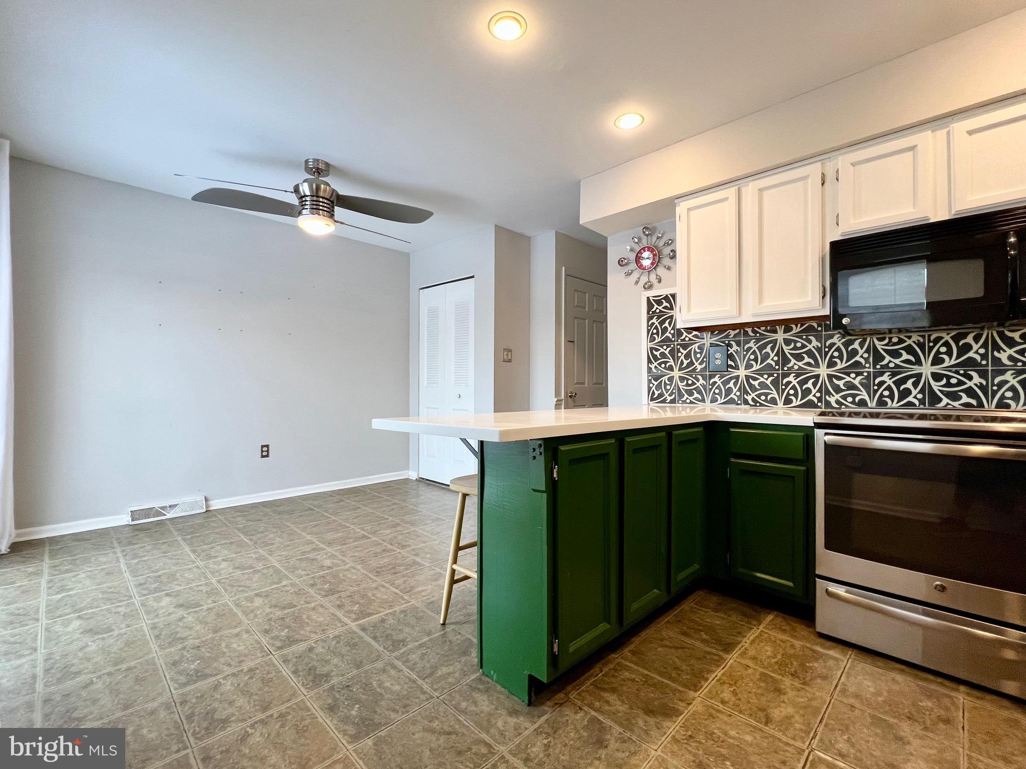 SADDLEBROOK ESTS - Residential