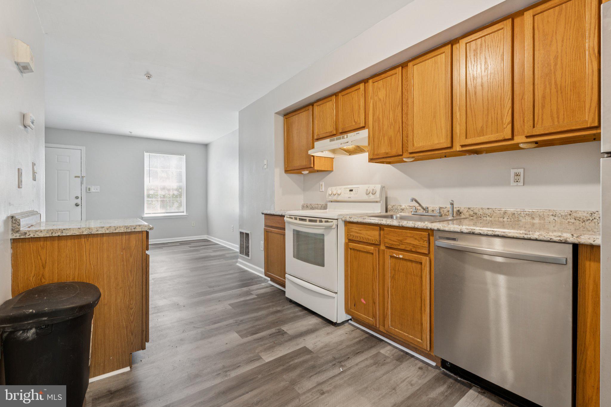 JOHNSON PLACE - Residential Lease