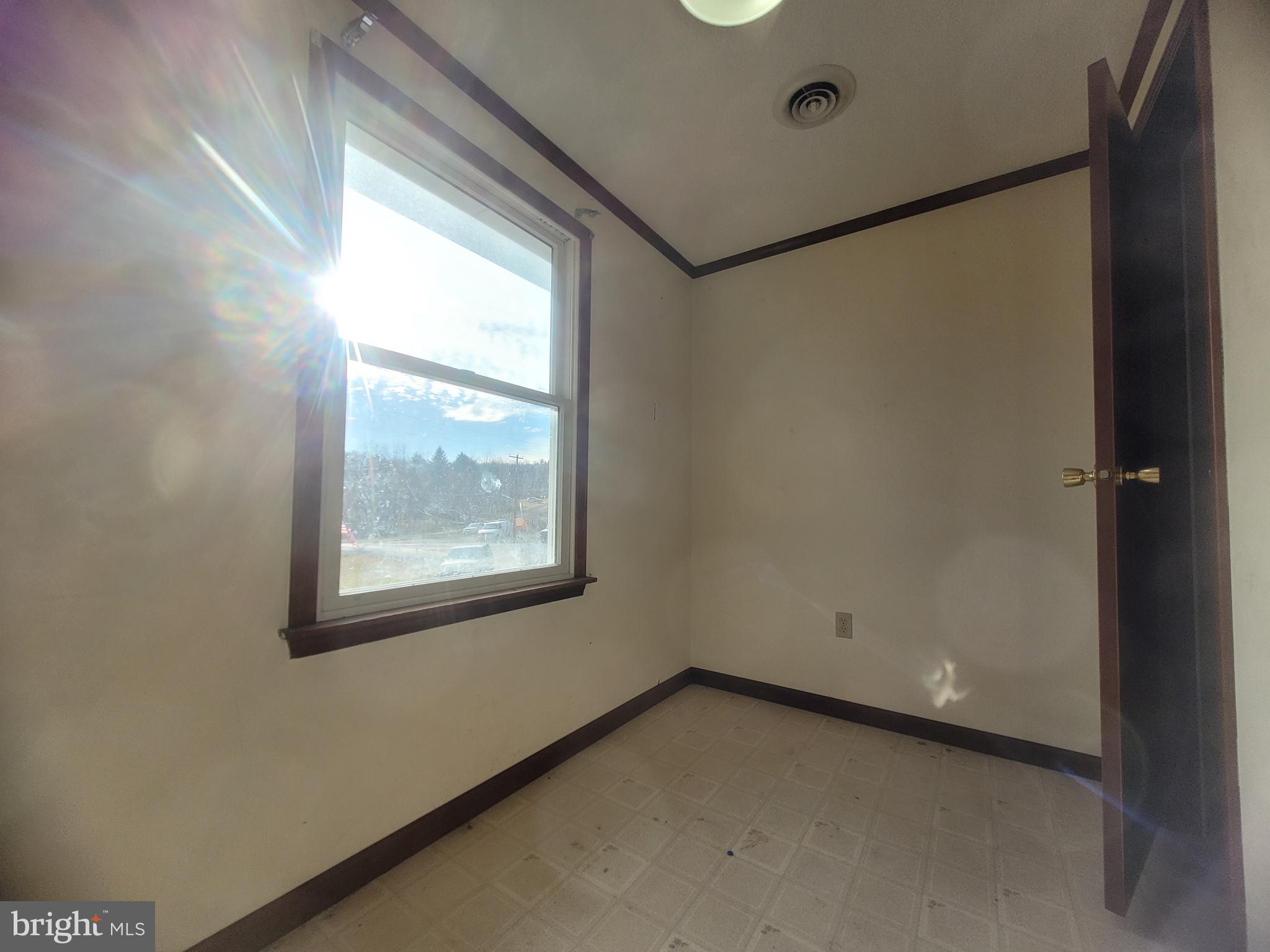 ECKHART - Residential