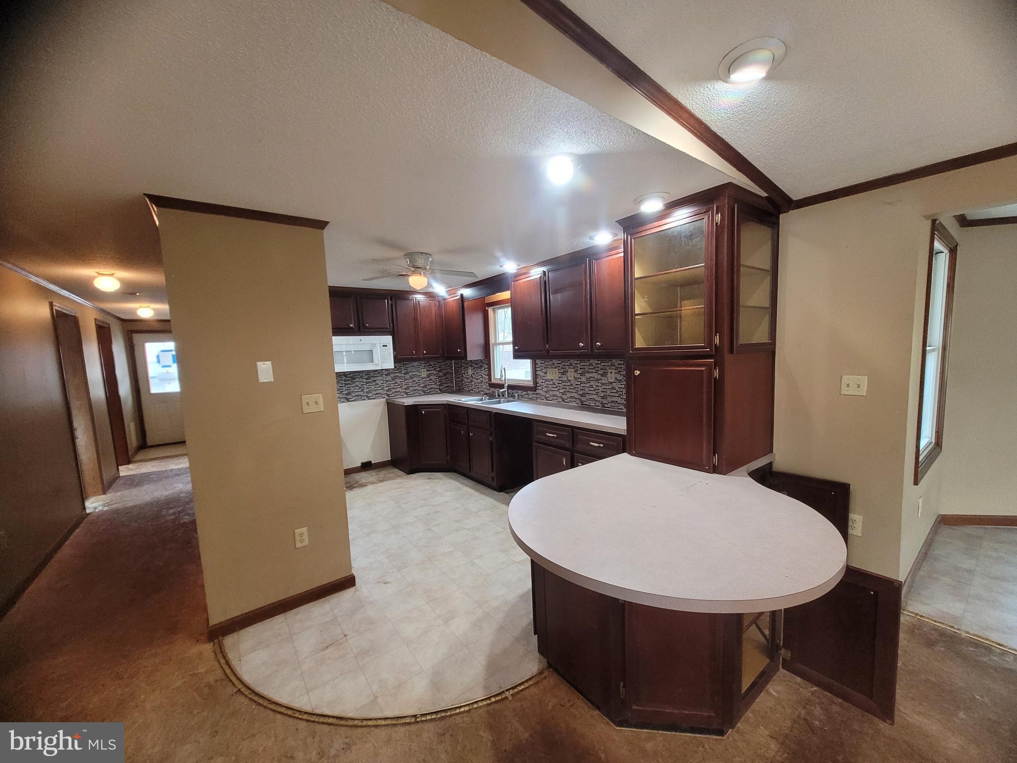 ECKHART - Residential