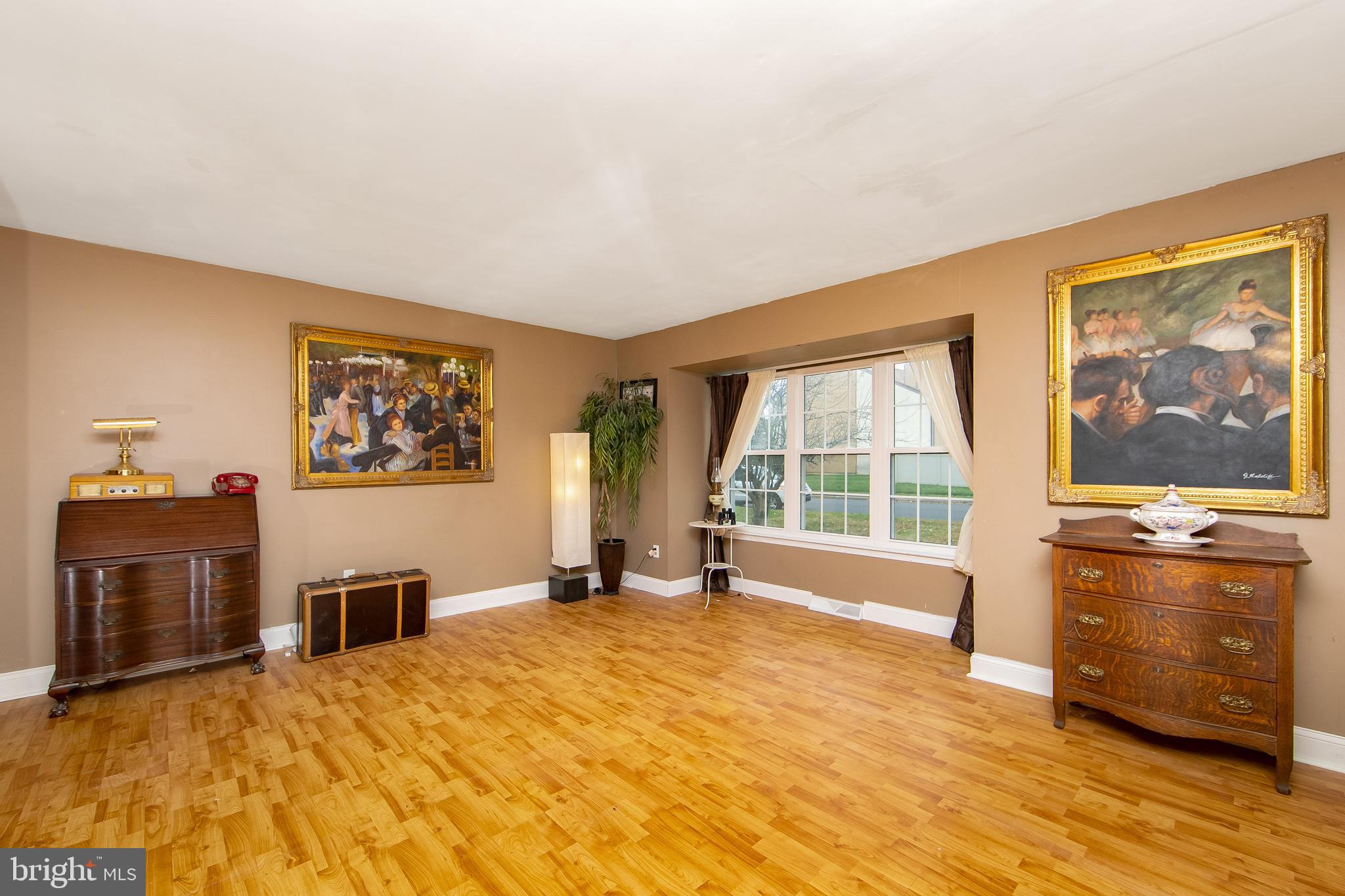 TAPESTRY - Residential