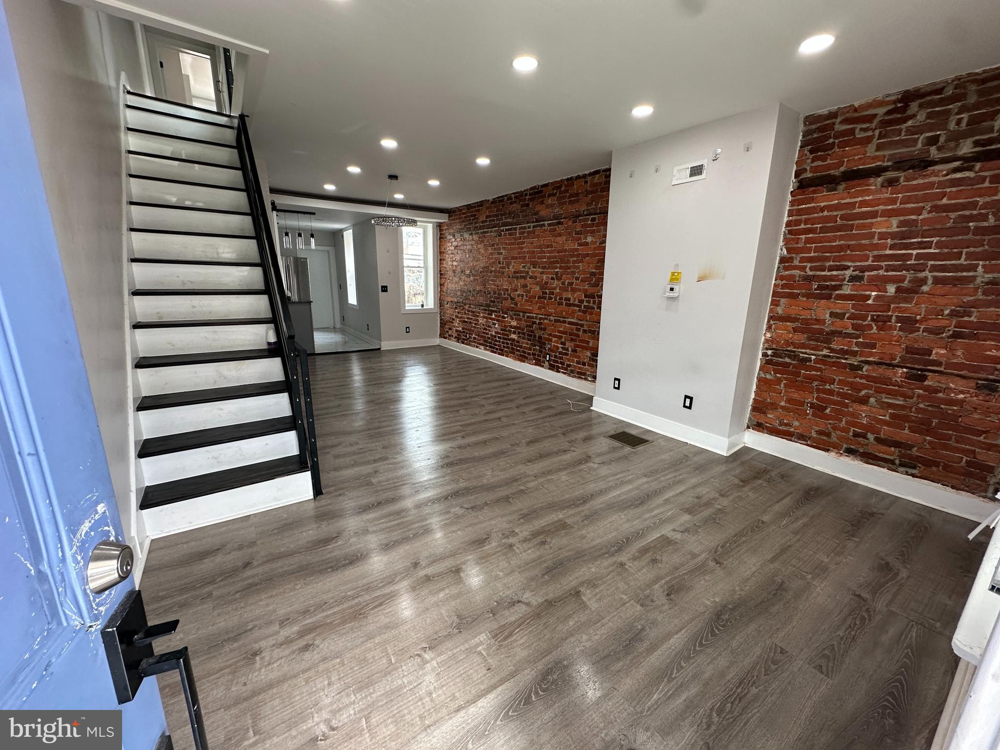 PHILADELPHIA (WEST) - Residential