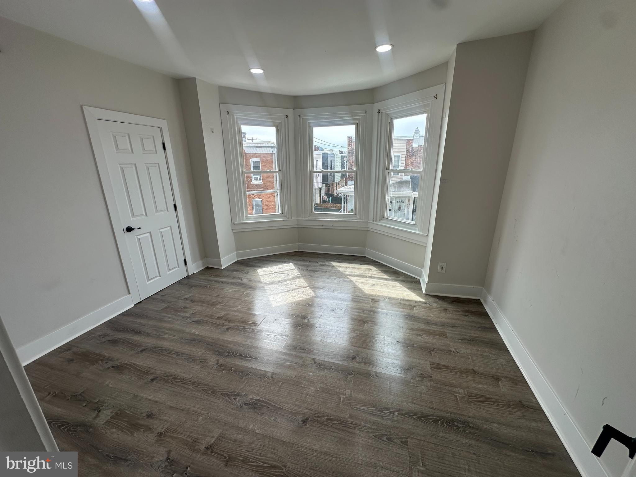 PHILADELPHIA (WEST) - Residential