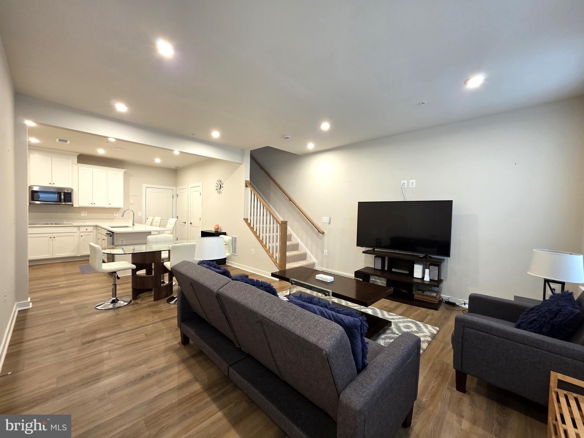 4608 OLIVINE DR.