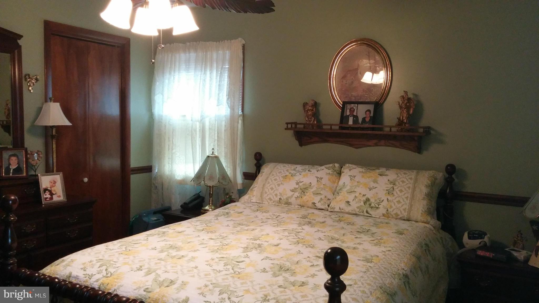 VALLEY VIEW ACRES - Residential