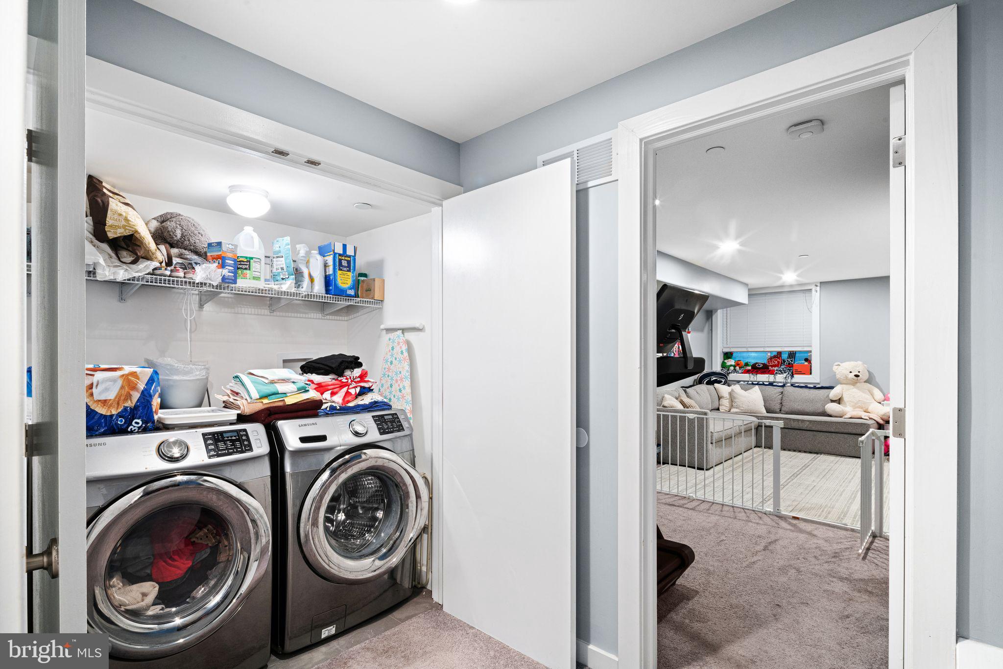 POINT BREEZE - Residential
