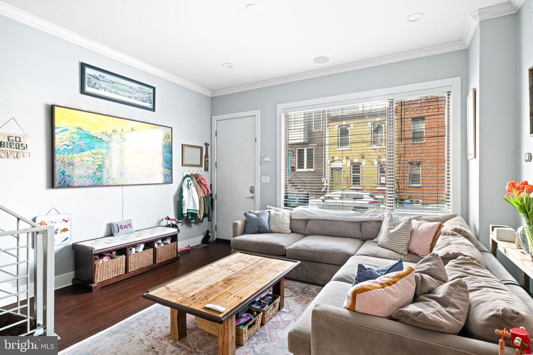 POINT BREEZE - Residential