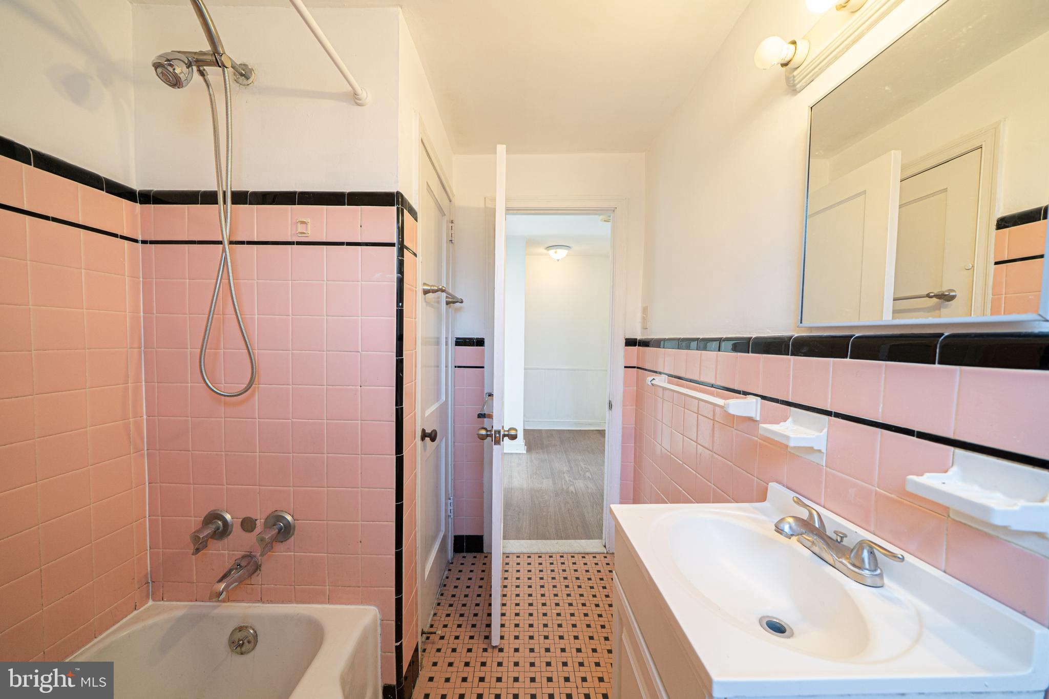 RHAWNHURST - Residential