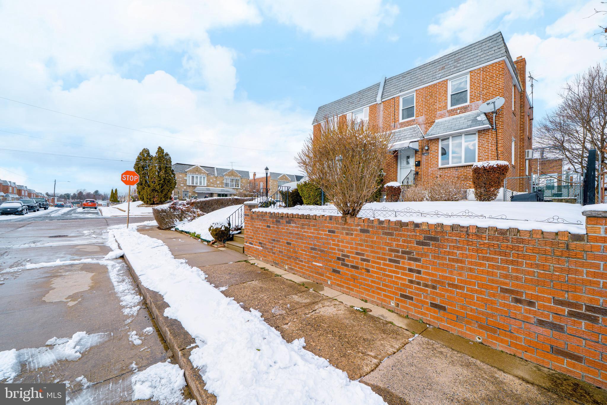 RHAWNHURST - Residential