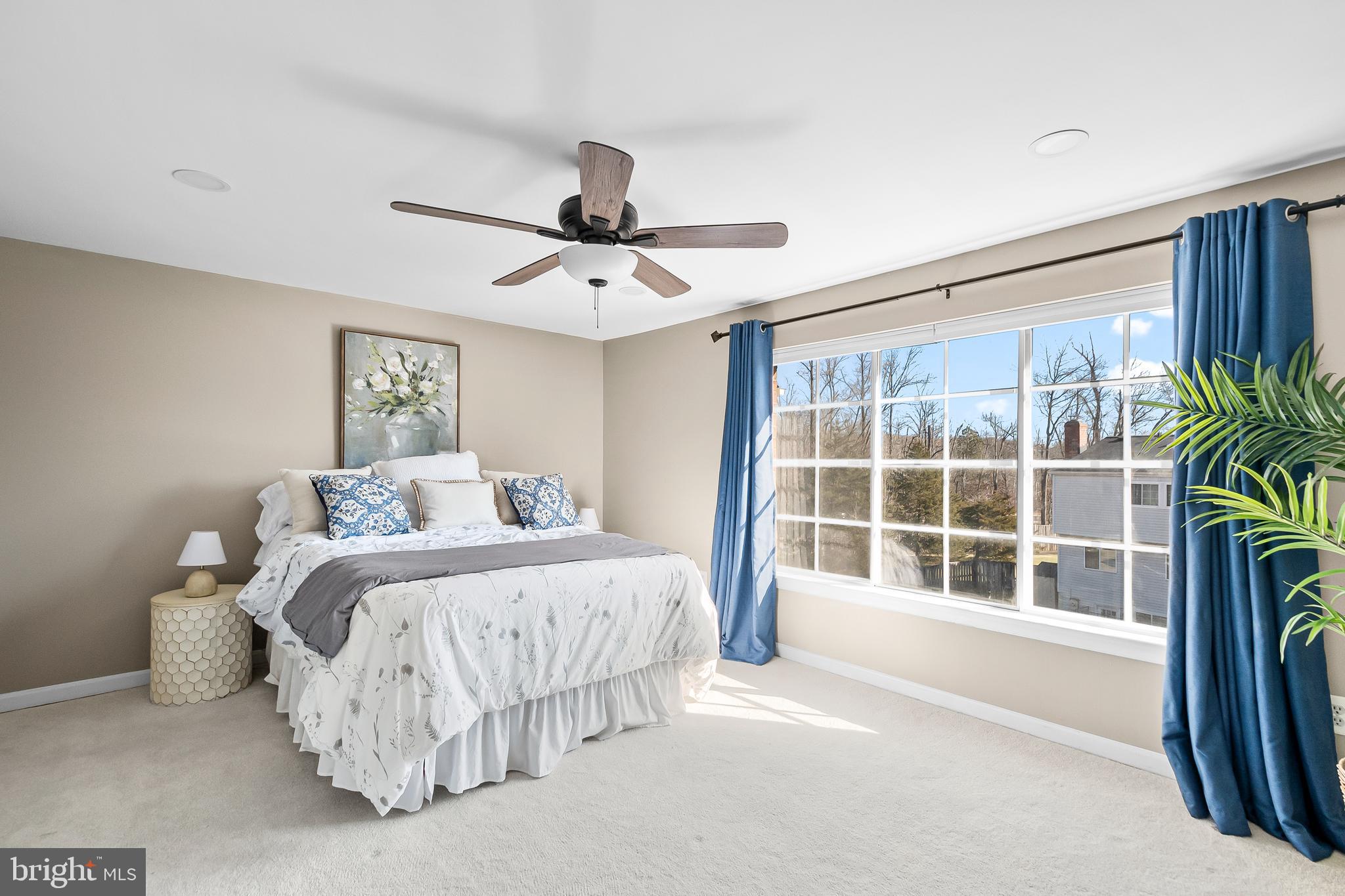 D EVEREUX WEST - Residential