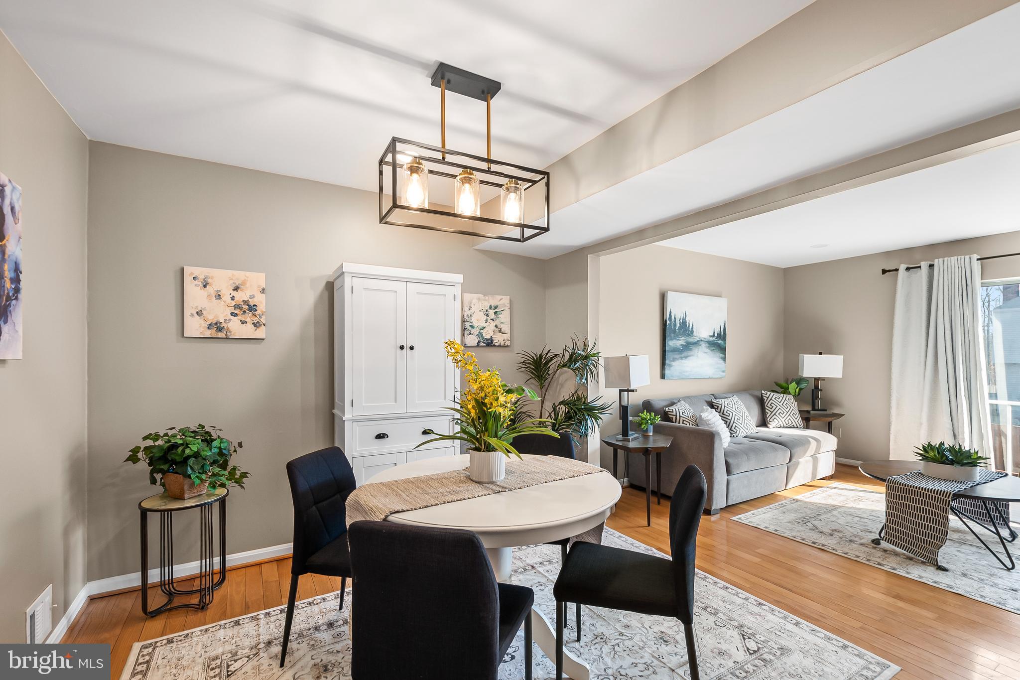 D EVEREUX WEST - Residential