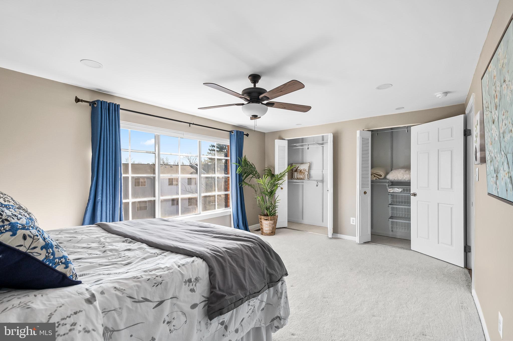 D EVEREUX WEST - Residential