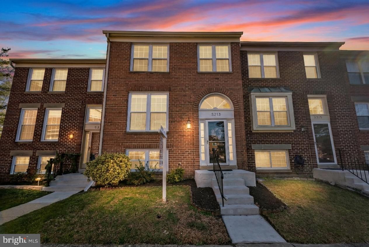 D EVEREUX WEST - Residential