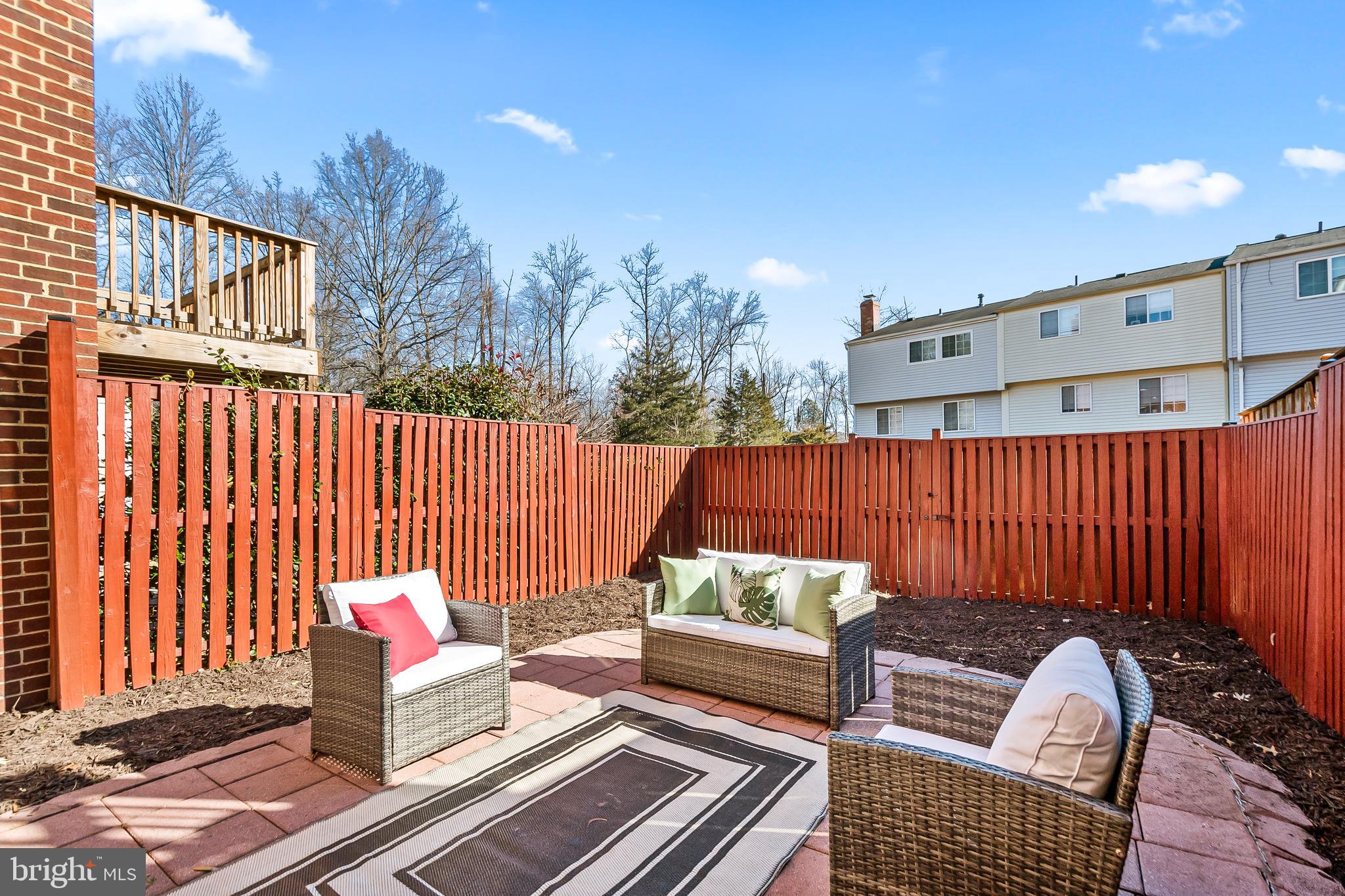 D EVEREUX WEST - Residential