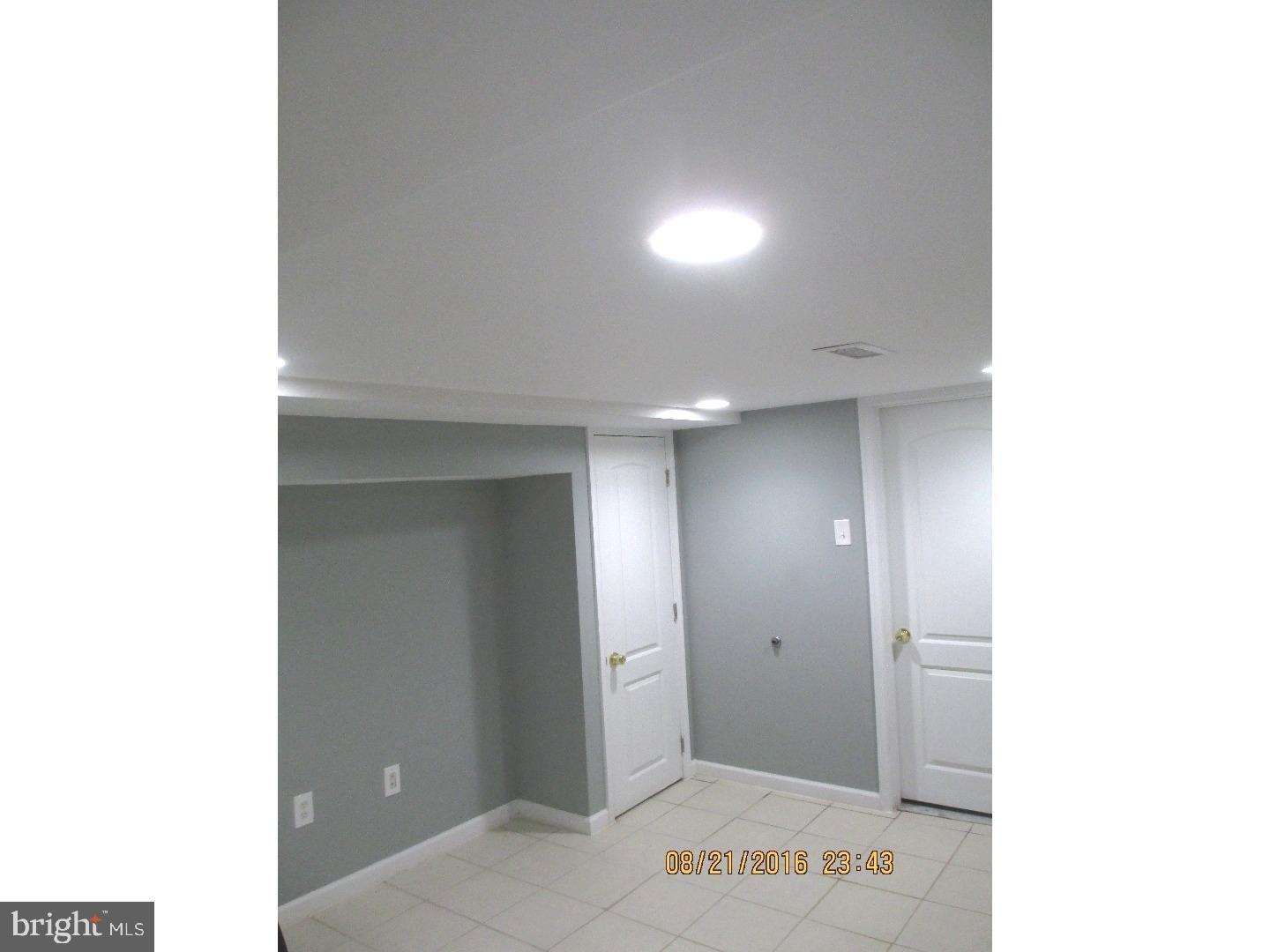 QUEEN VILLAGE - Residential Lease