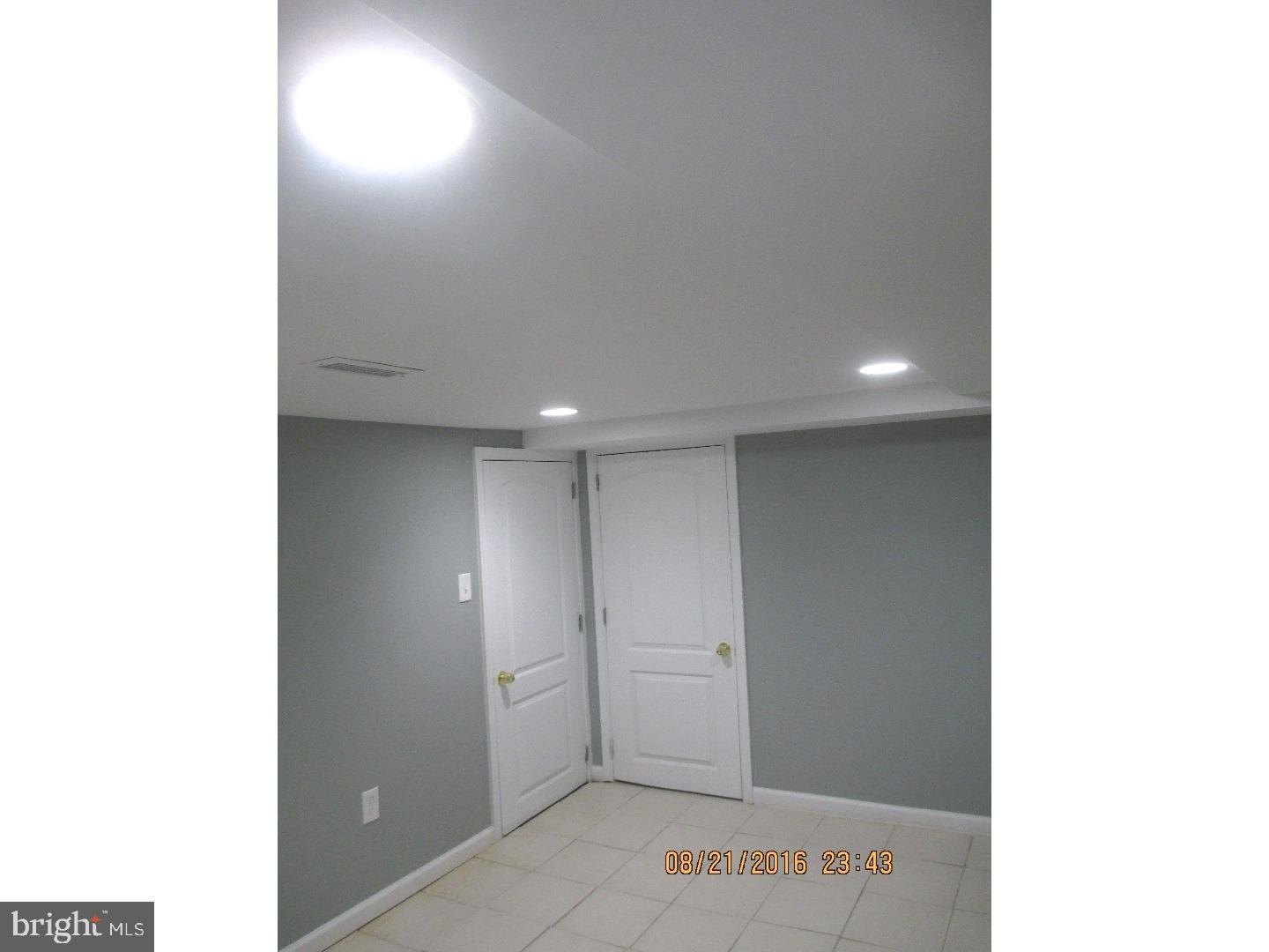 QUEEN VILLAGE - Residential Lease