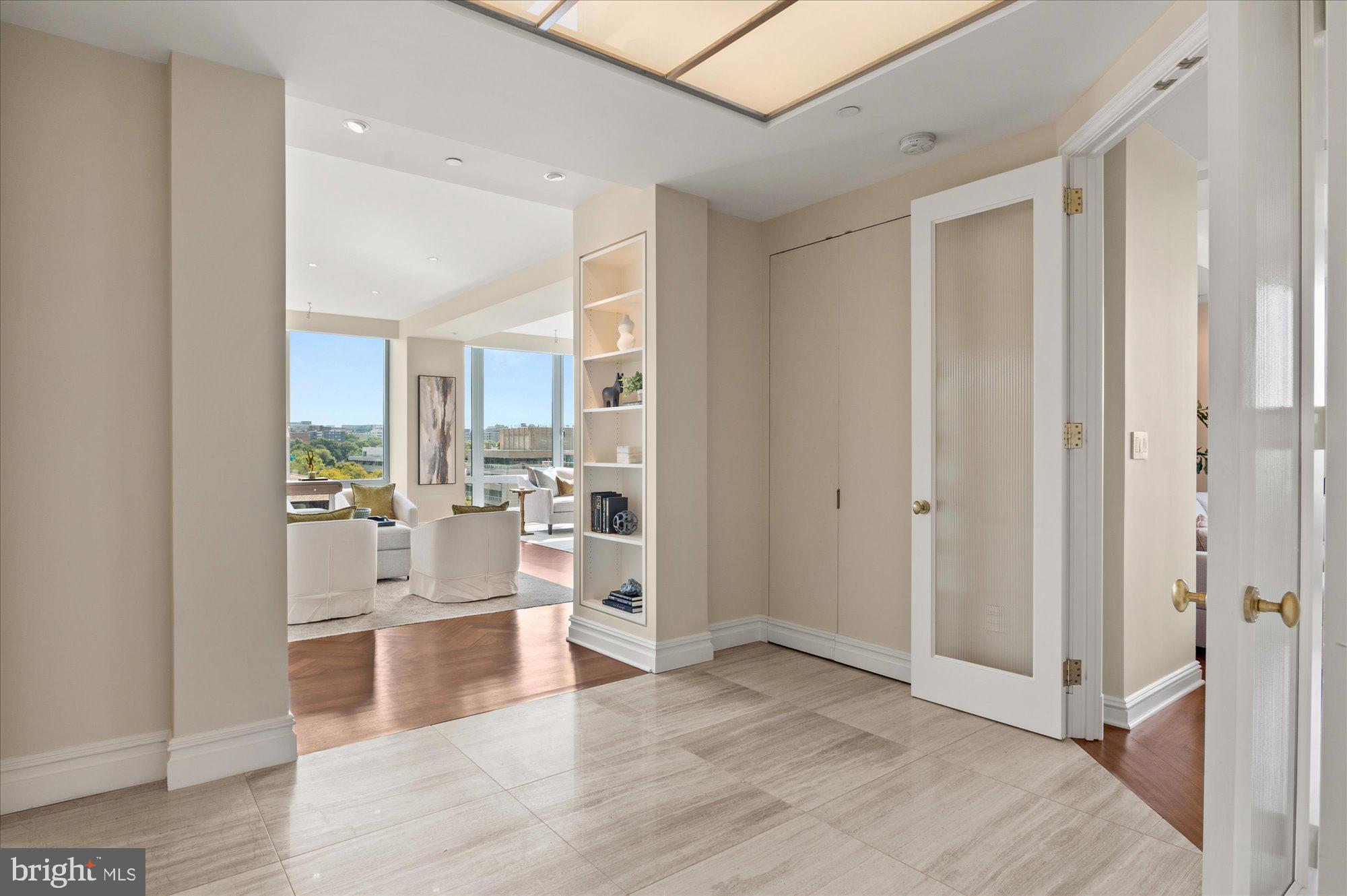 GEORGETOWN - Residential