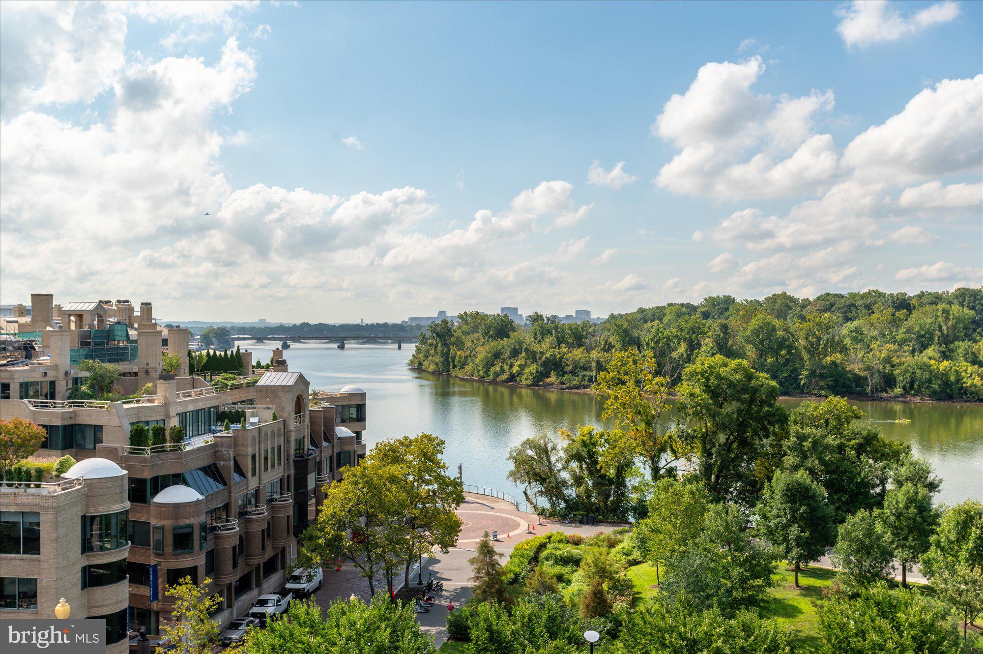 GEORGETOWN - Residential