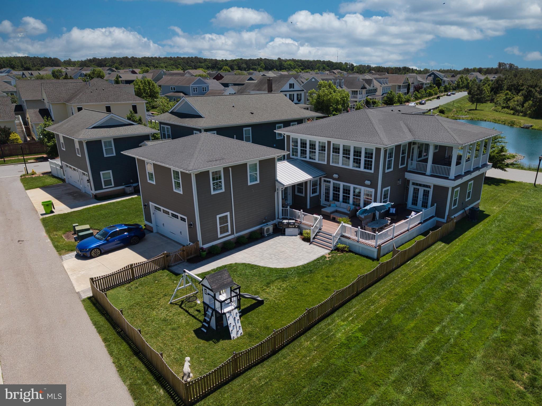 GIBSONS GRANT - Residential