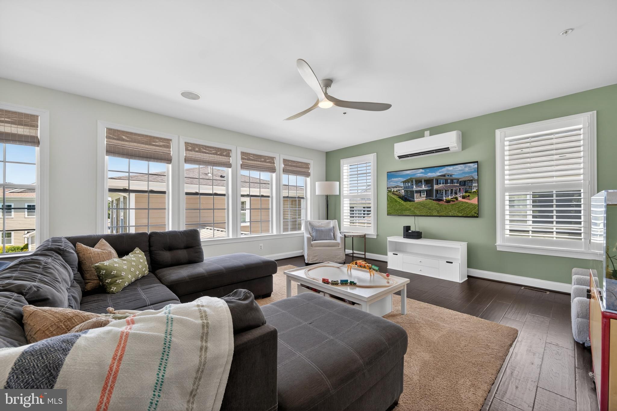 GIBSONS GRANT - Residential