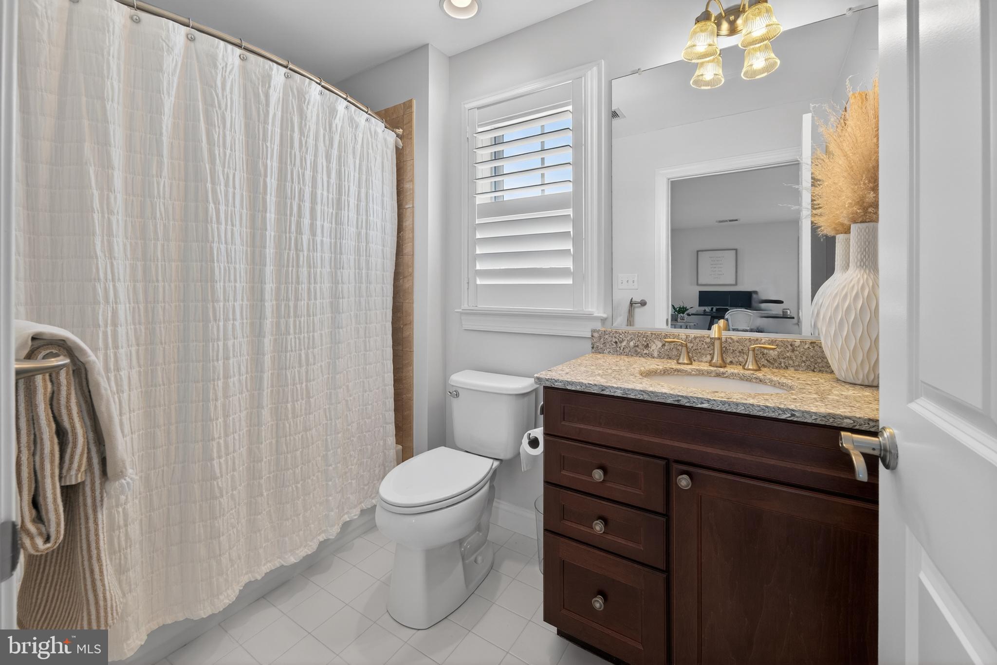 GIBSONS GRANT - Residential