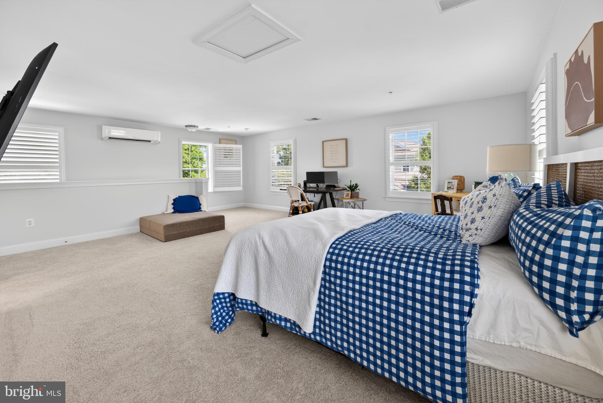GIBSONS GRANT - Residential
