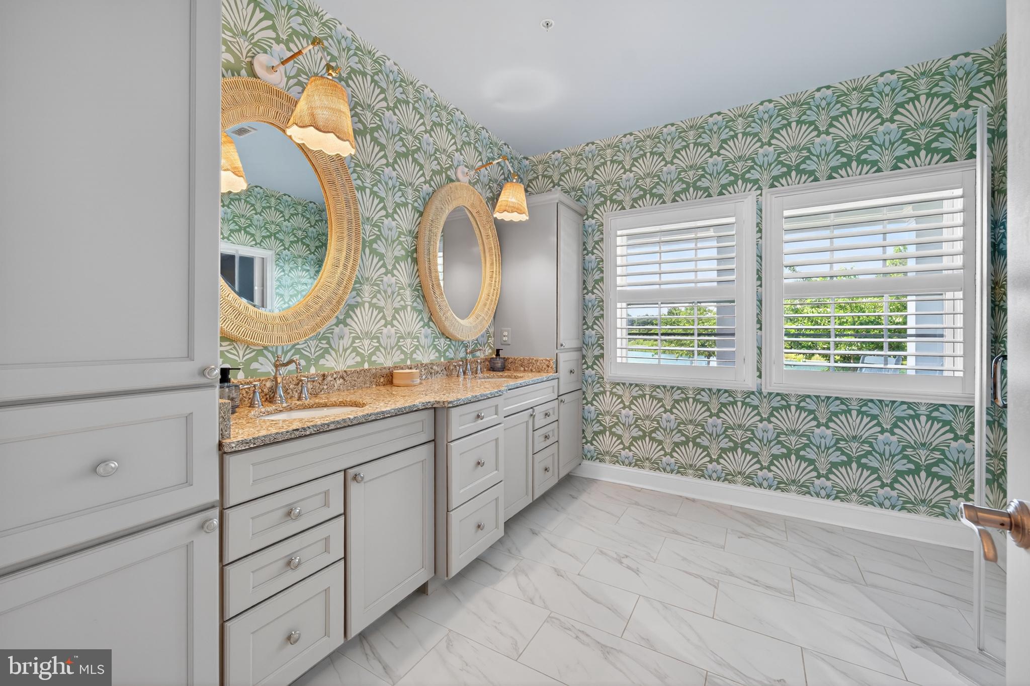 GIBSONS GRANT - Residential
