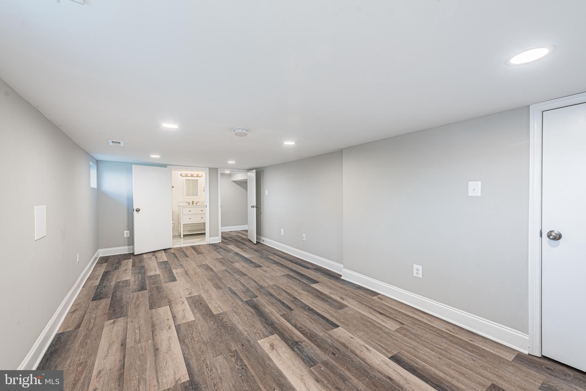 ROSEDALE - Residential